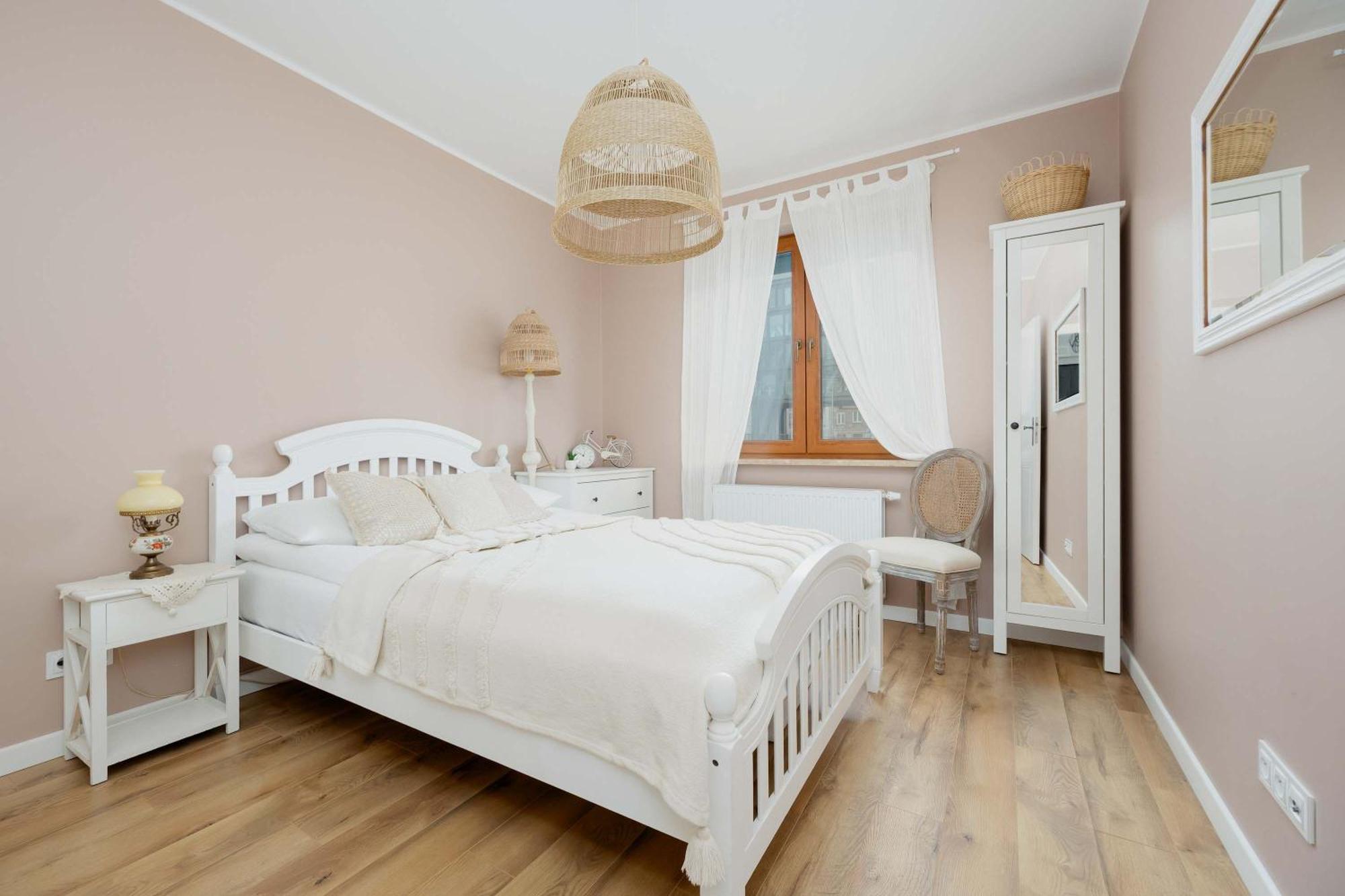 With Parking And Garden Near The Pge Stadium In By Renters Apartament Warszawa